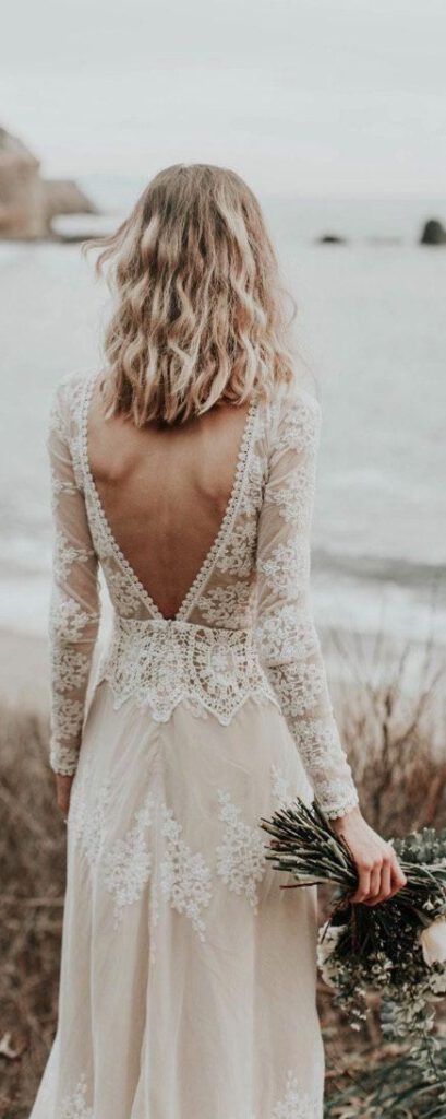 Najpiękniejsze suknie ślubne w stylu BOHO 32 9c6e8822c0fbaf92af0d9e553ec1b784